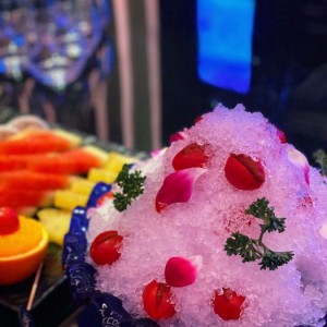 杭州高端KTV包厢专属管家式服务员